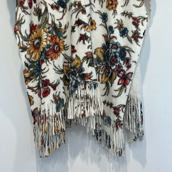 Anthropologie marseille Floral kimono ruana wrap sweater ivory floral Fringe o/s - Picture 2 of 6